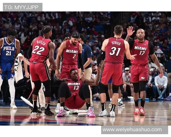 热火与76人激战正酣直播盛况全程回顾与精彩瞬间分析